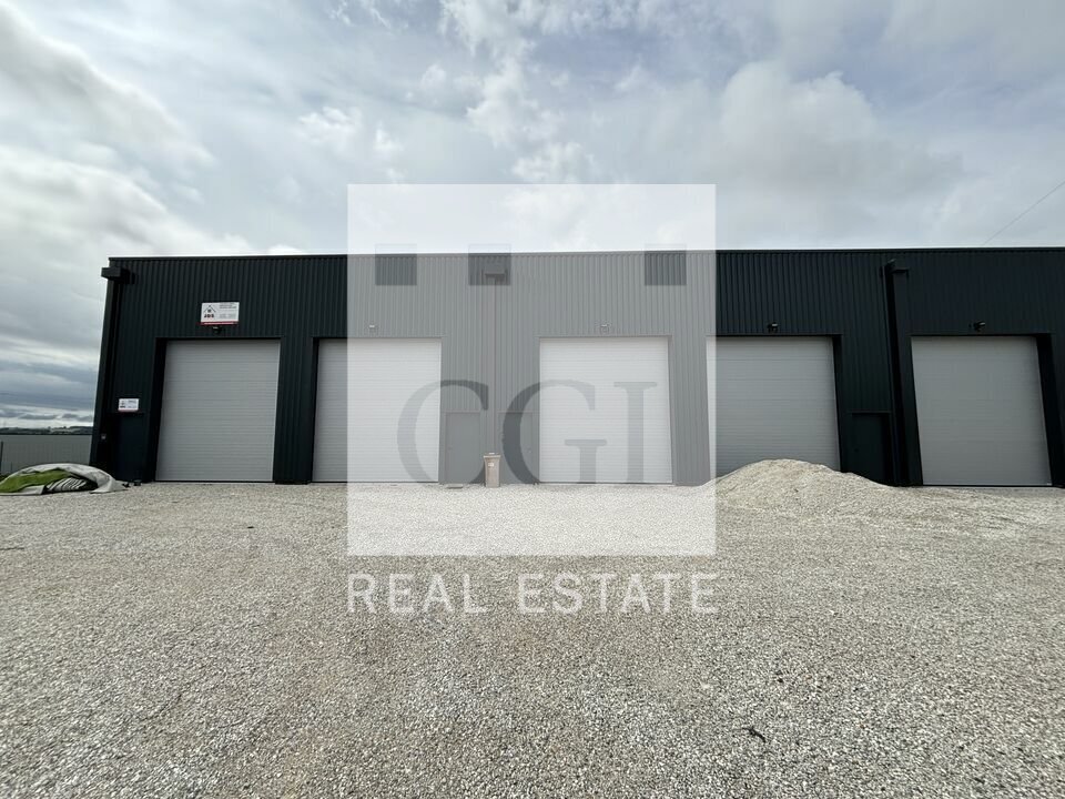 Light Industrial in Bonnefamille to rent Building Photo- Image 1 of 16