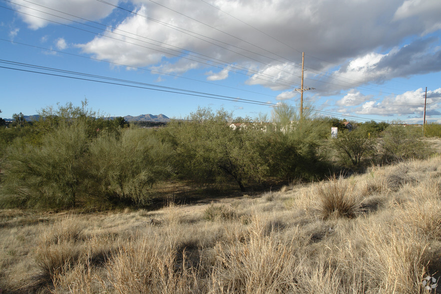 10211 N Oracle Rd, Tucson, AZ for sale - Building Photo - Image 1 of 1