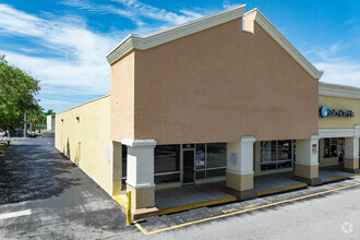 2620-2896 Tamiami Trl, Naples, FL for rent Building Photo- Image 1 of 12