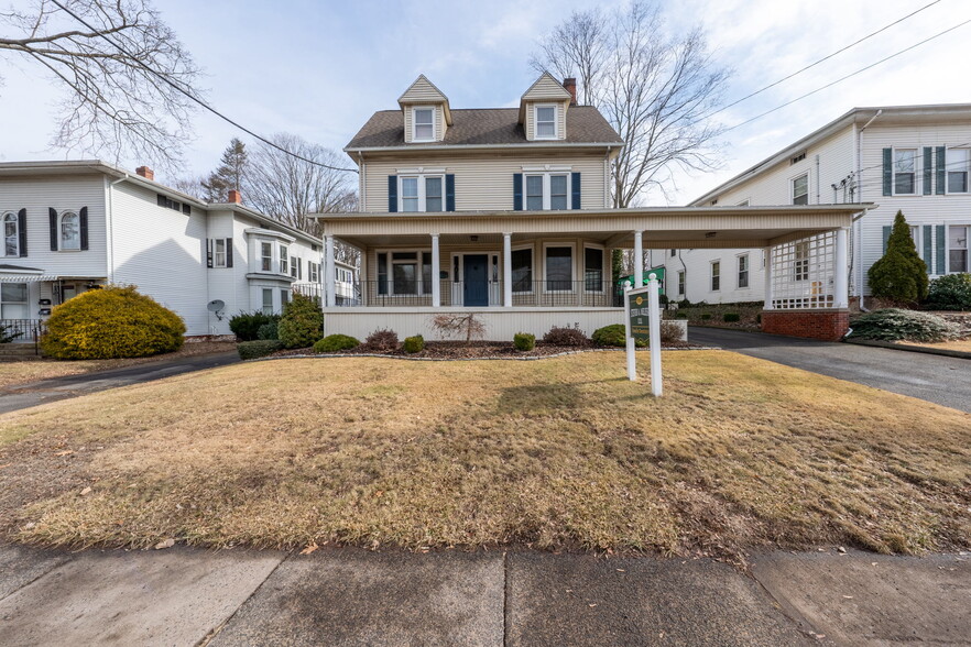 235 N Main St, Southington, CT for sale - Building Photo - Image 1 of 1