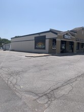 1412 SW 7 Hwy, Blue Springs, MO for rent Building Photo- Image 2 of 2