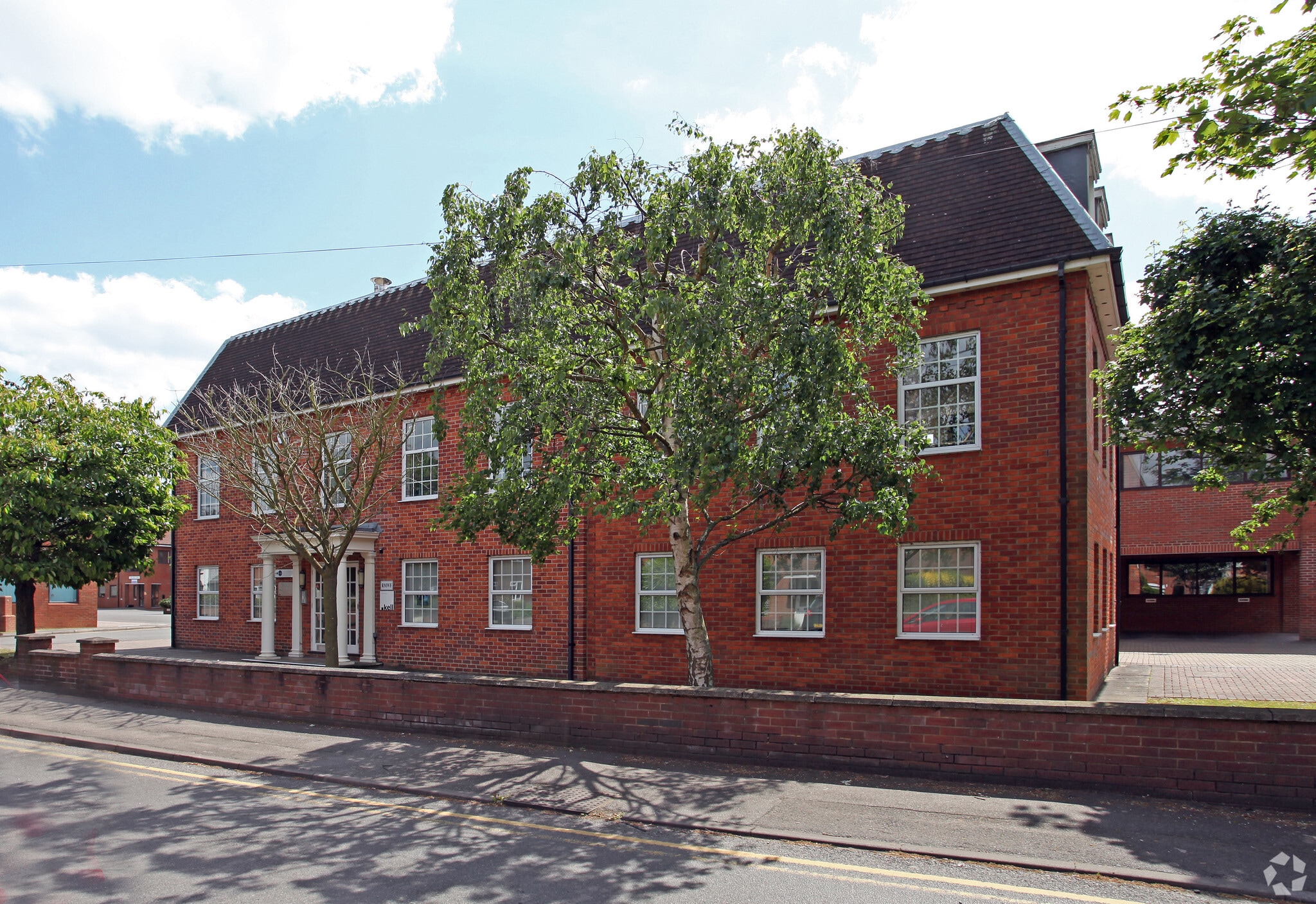 Dedmere Rd, Marlow for sale Primary Photo- Image 1 of 1