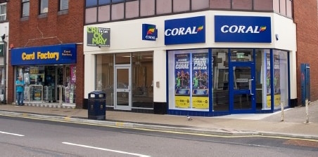 54 London Rd, Portsmouth to rent - Building Photo - Image 2 of 6