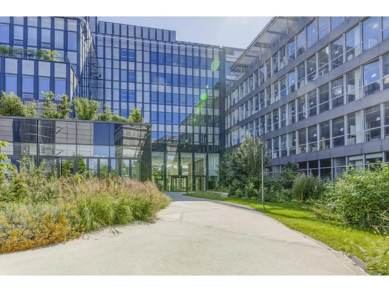 53 Boulevard Ornano, Saint-Denis to rent Building Photo- Image 1 of 17