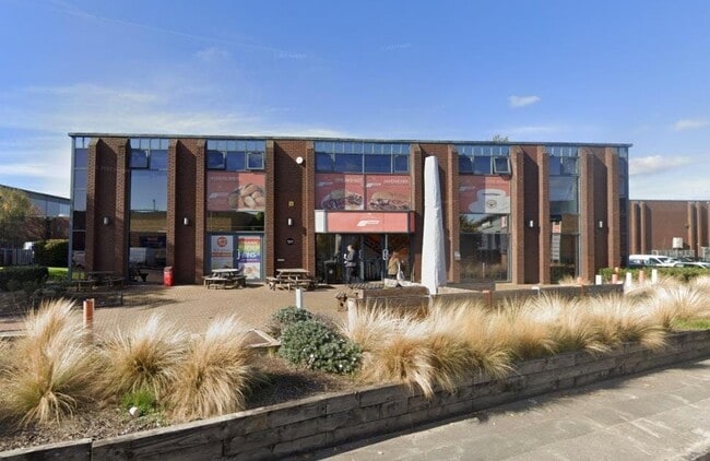 More details for 121 Yarmouth Rd, Slough - Industrial to Rent