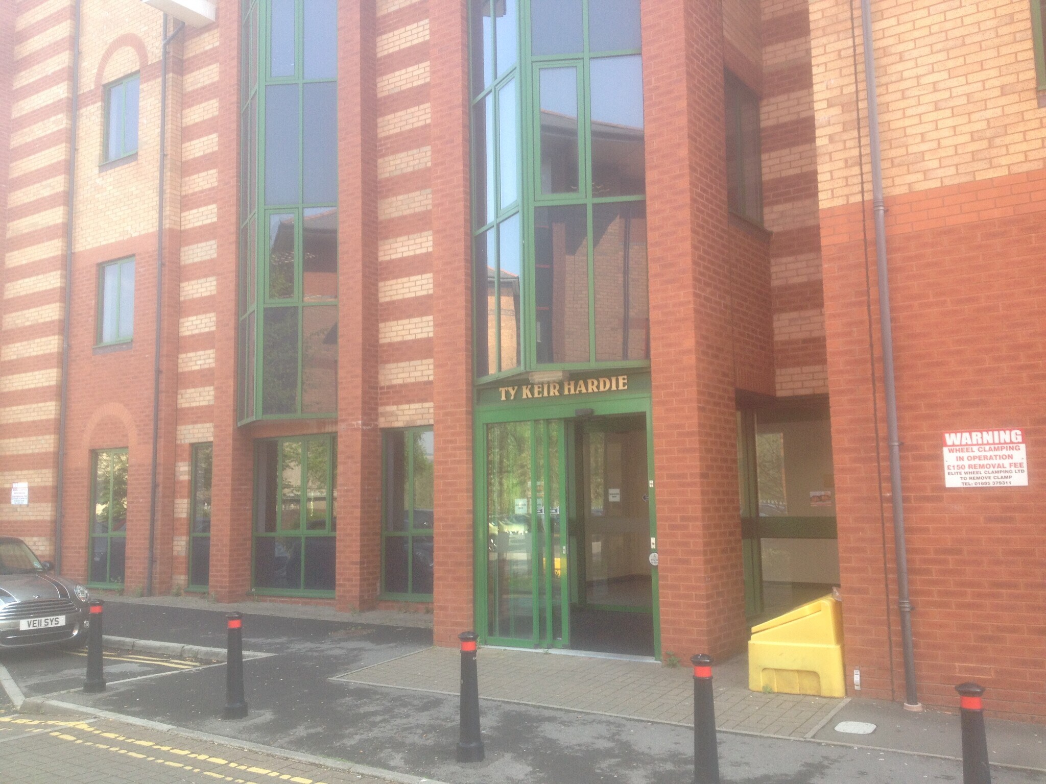 Avenue De Clichy Riverside Court, Merthyr Tydfil CF47 8LD Ty Keir