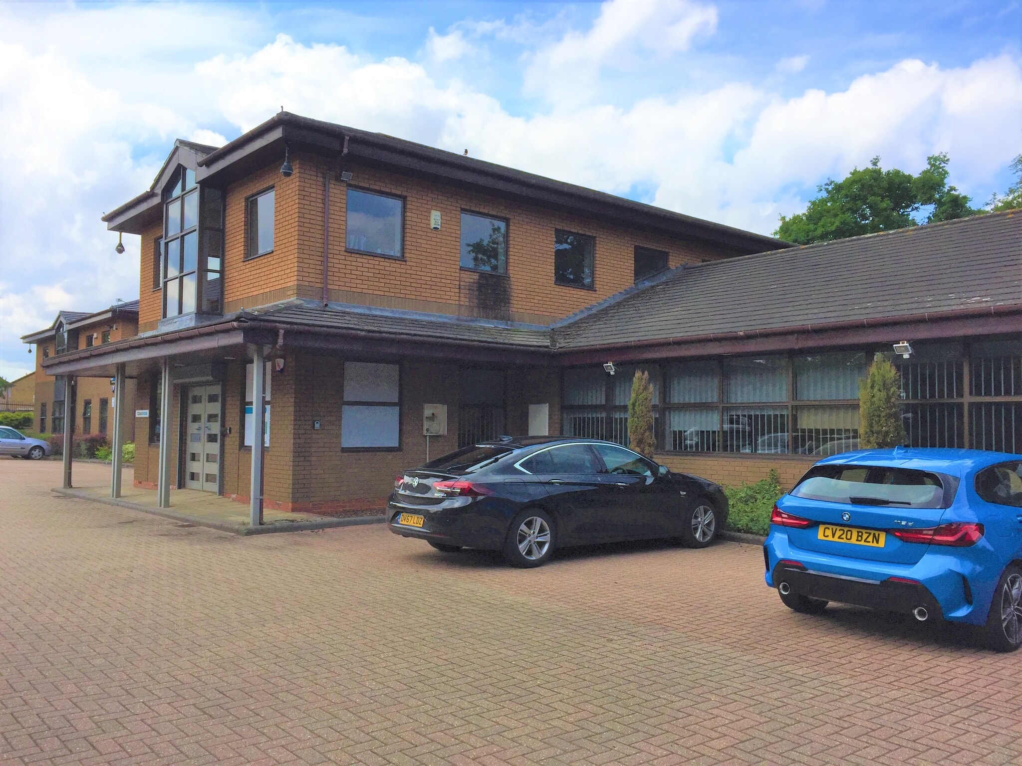 Woodlands Ln, Bradley Stoke to rent Building Photo- Image 1 of 1
