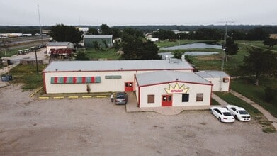 3771 E Interstate 30, Greenville, TX for rent Building Photo- Image 2 of 24