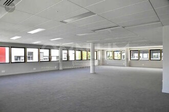 Office in Dardilly to rent Interior Photo- Image 1 of 6