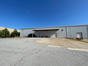 310 E Commercial Ave, Lowell, AR for rent Building Photo- Image 1 of 17