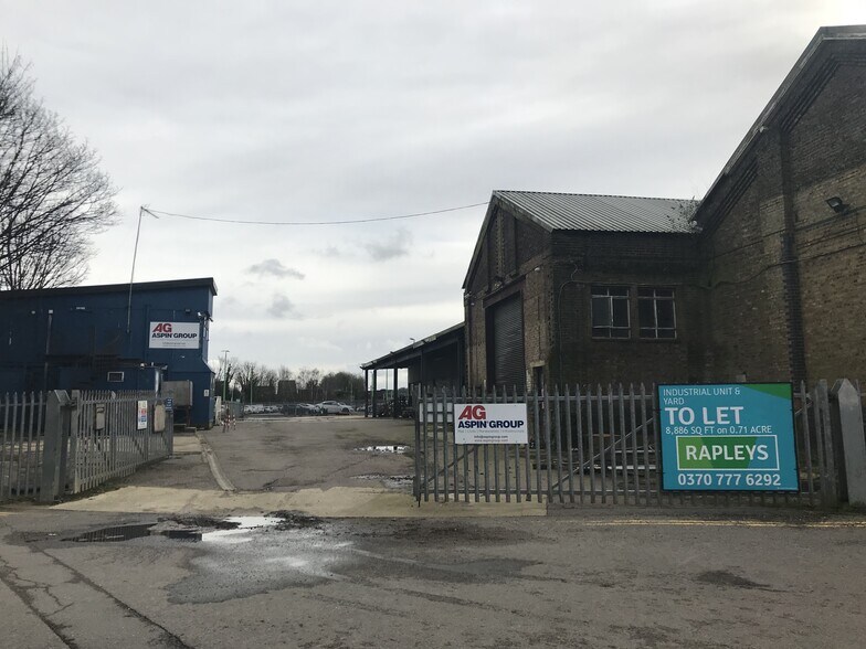 London Rd, Hemel Hempstead HP3 9BQ UK