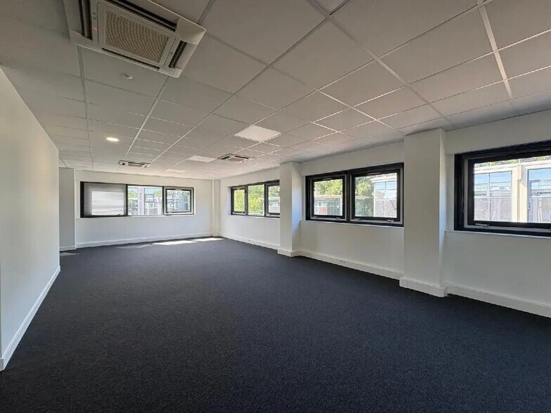 Office in Nantes to rent - Interior Photo - Image 3 of 5