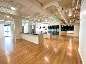 3280 Peachtree Rd, Atlanta, GA for rent Interior Photo- Image 1 of 4