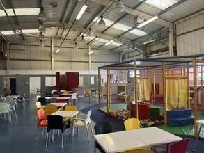 3 Arisdale Av, South Ockendon to rent Interior Photo- Image 1 of 5