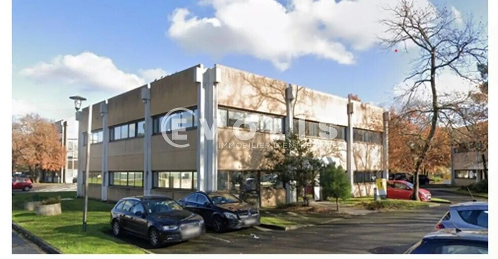 5 Allée Des Acacias, Mérignac to rent - Building Photo - Image 1 of 3