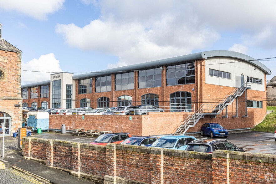 Walker Rd, Newcastle Upon Tyne to rent - Building Photo - Image 3 of 3