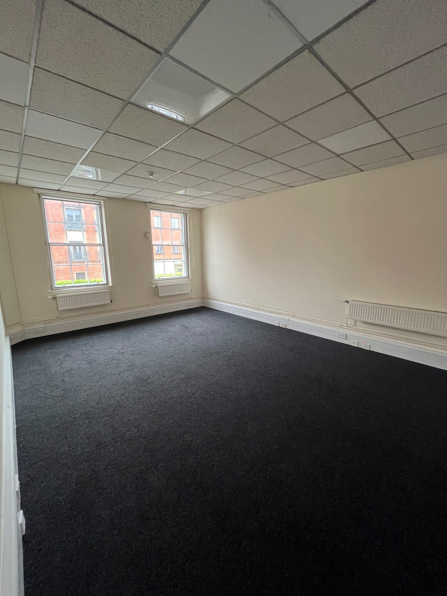 Foregate St, Chester for rent Interior Photo- Image 1 of 4