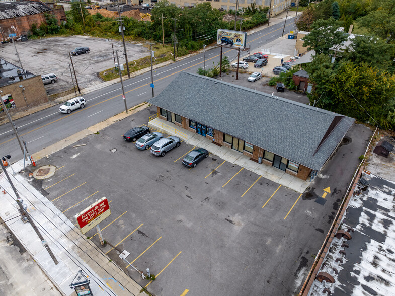 16405 Euclid Ave, Cleveland, OH for sale - Primary Photo - Image 1 of 1