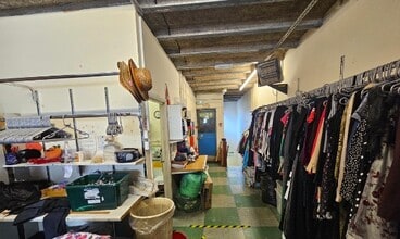 90 High St, Gillingham to rent Interior Photo- Image 2 of 2