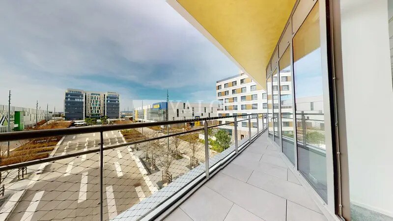Office in Vénissieux to rent Building Photo- Image 1 of 12