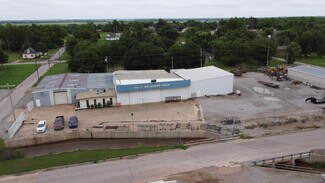 More details for 1301 S 3rd St, Chickasha, OK - Industrial for Rent