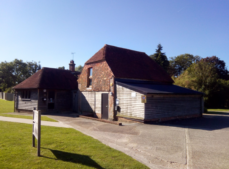 Worthing Rd, West Grinstead for rent - Building Photo - Image 1 of 3