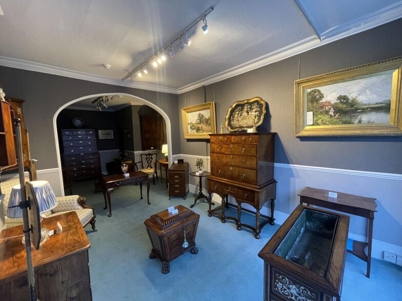 47-49 Sandgate High St, Folkestone to rent - Building Photo - Image 1 of 10