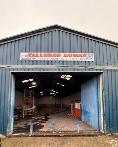 Carretera Vicálvaro Estación O´Donnell, 4, Madrid, Madrid to rent - Building Photo - Image 1 of 9