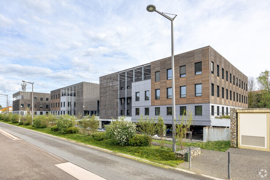 314 C Allée Des Noisetiers, Limonest for sale - Building Photo - Image 1 of 2