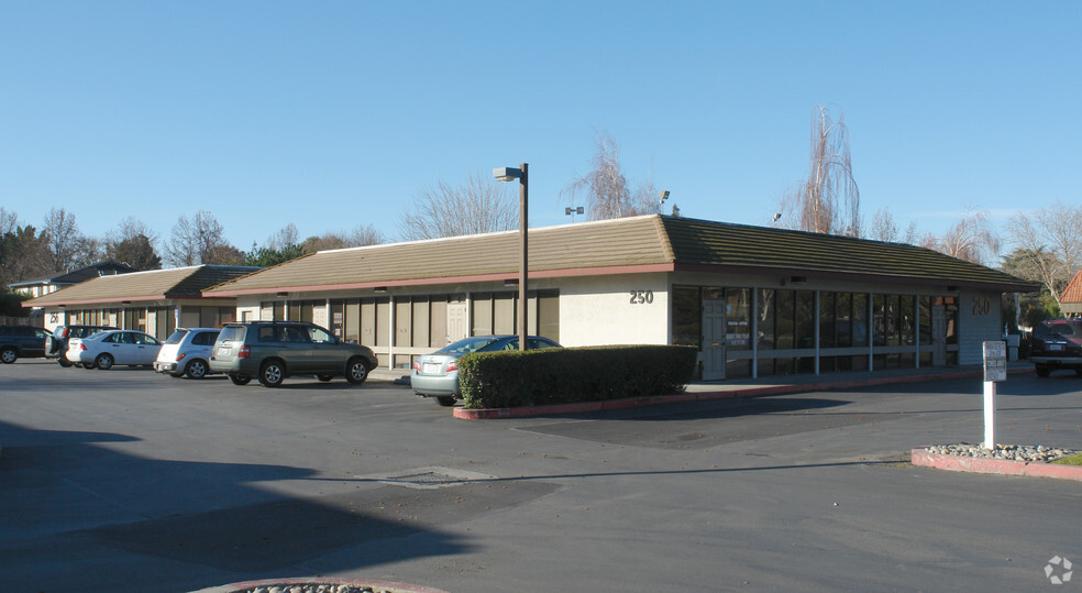 250-286 E Hamilton Ave, Campbell, CA for rent - Building Photo - Image 3 of 7