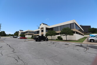 Office Complex Portfolio portfolio of 2 properties for sale on LoopNet.co.uk Building Photo- Image 1 of 10