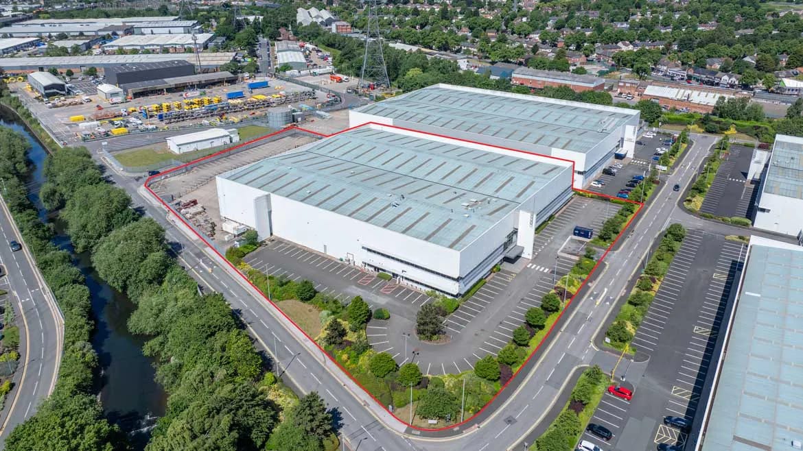 4 Bromford Ln, Birmingham to rent Building Photo- Image 1 of 4
