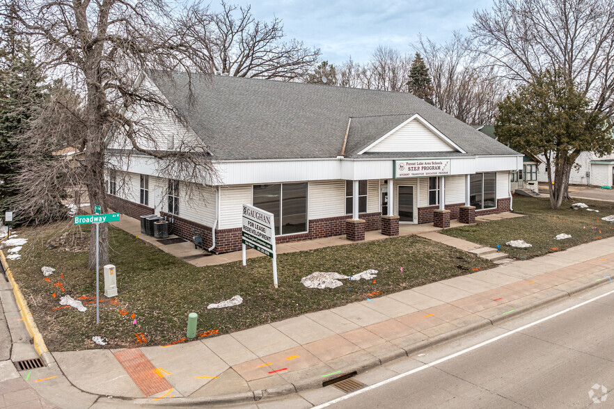 467 W Broadway Ave, Forest Lake, MN for rent - Building Photo - Image 2 of 7