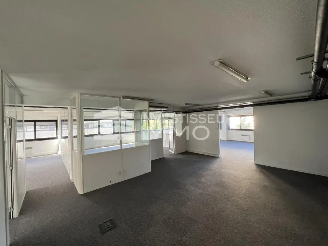 Office in Rungis to rent Interior Photo- Image 1 of 5