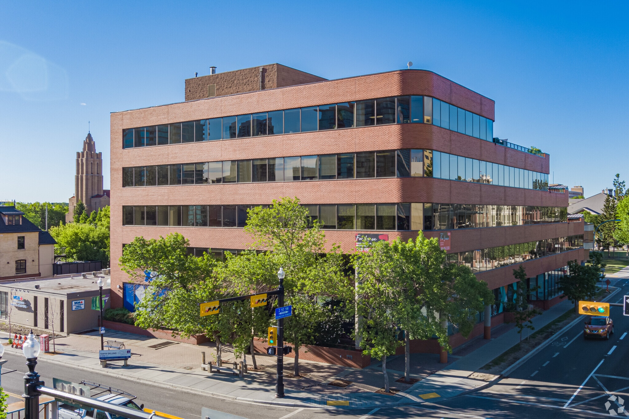 255 17 Ave SW, Calgary, AB to rent Primary Photo- Image 1 of 20