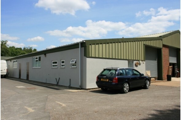 Tilford Rd, Tilford to rent - Building Photo - Image 2 of 6