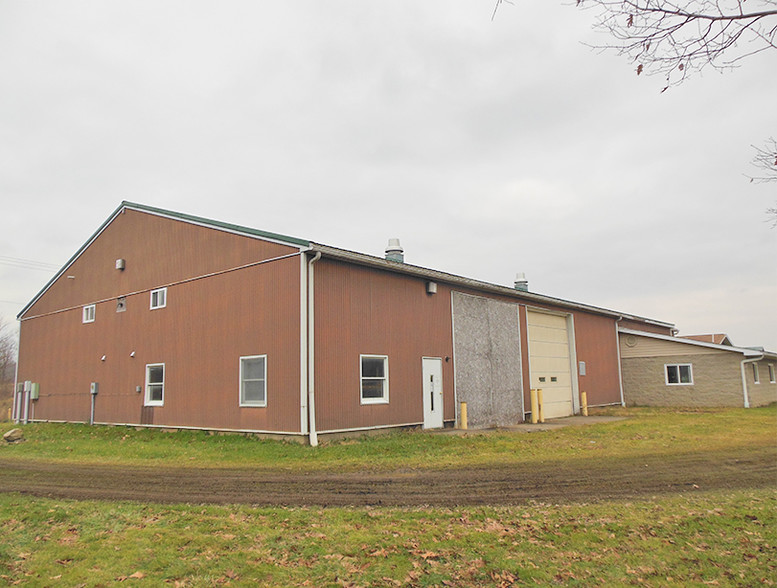 24614 N Mosiertown Rd, Edinboro, PA for sale - Primary Photo - Image 1 of 1