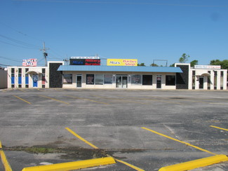 More details for 2212-2220 NW Fort Sill Blvd, Lawton, OK - Retail for Sale