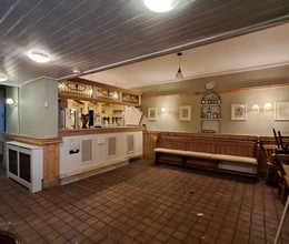 23 Park St, Swansea to rent Interior Photo- Image 1 of 4