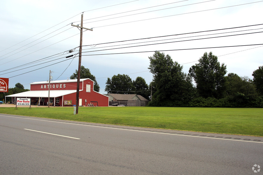 2051 Us-69 Hwy, Wagoner, OK for sale - Primary Photo - Image 1 of 1