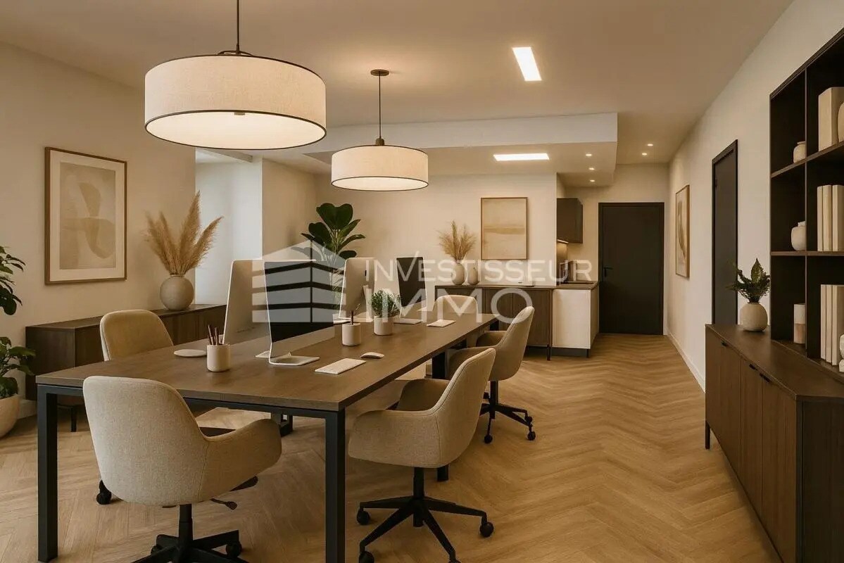 Office in Torcy to rent Interior Photo- Image 1 of 12