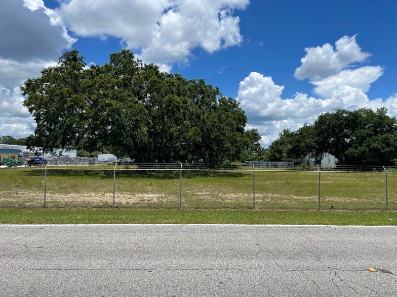 SW 37th Ave, Ocala, FL for sale - Building Photo - Image 3 of 11