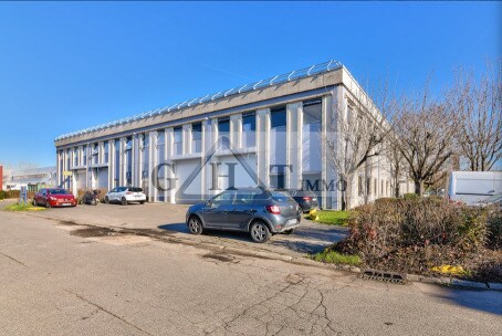 Industrial in Aulnay-sous-Bois to rent Building Photo- Image 1 of 5