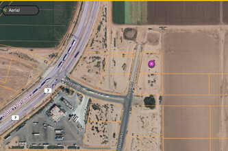 Rood Rd Rd, Calexico, CA for rent Primary Photo- Image 1 of 2