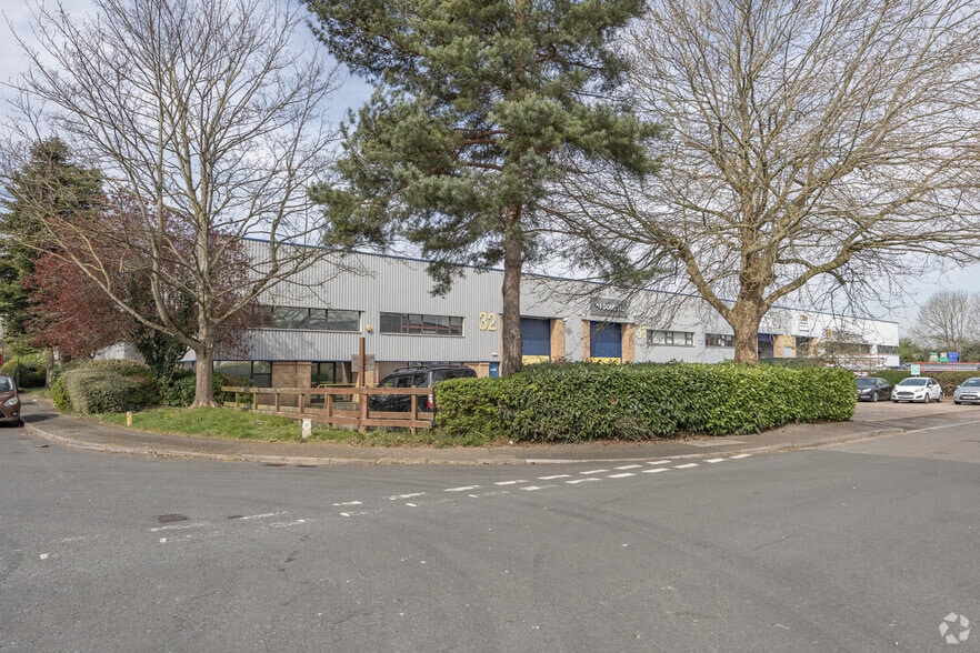 Alexandra Way, Ashchurch to rent - Building Photo - Image 2 of 4