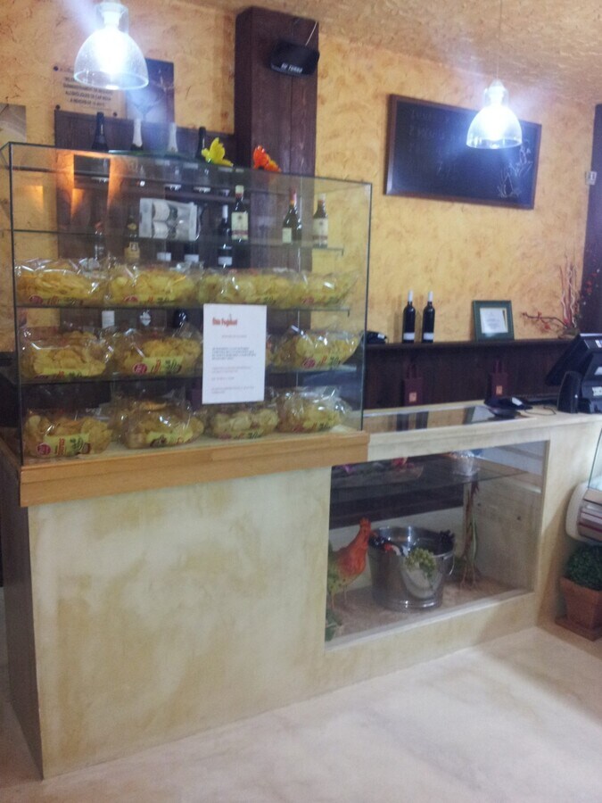 Vilanova i la Geltrú, BAR 08800 -  -  - Interior Photo - Image 2 of 5