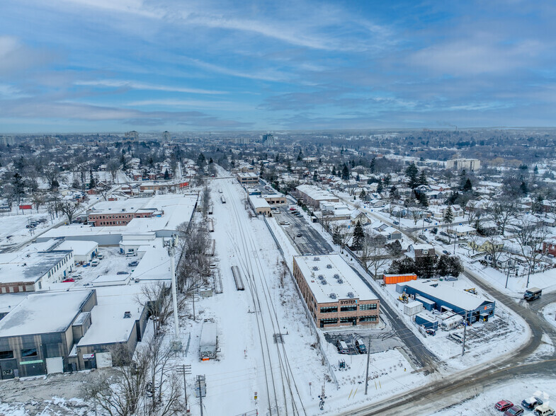 9 Edinburgh Rd S, Guelph, ON for rent - Aerial - Image 2 of 3