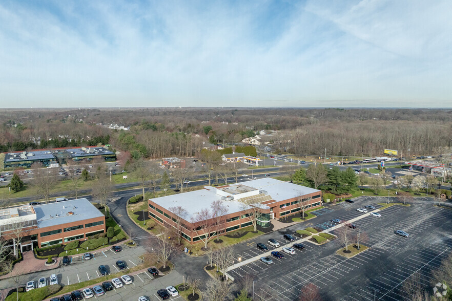 200 US Highway 9, Manalapan, NJ for rent - Aerial - Image 3 of 6