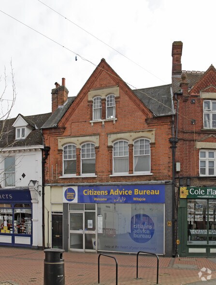 5 Market Sq, Chesham for sale - Primary Photo - Image 1 of 1