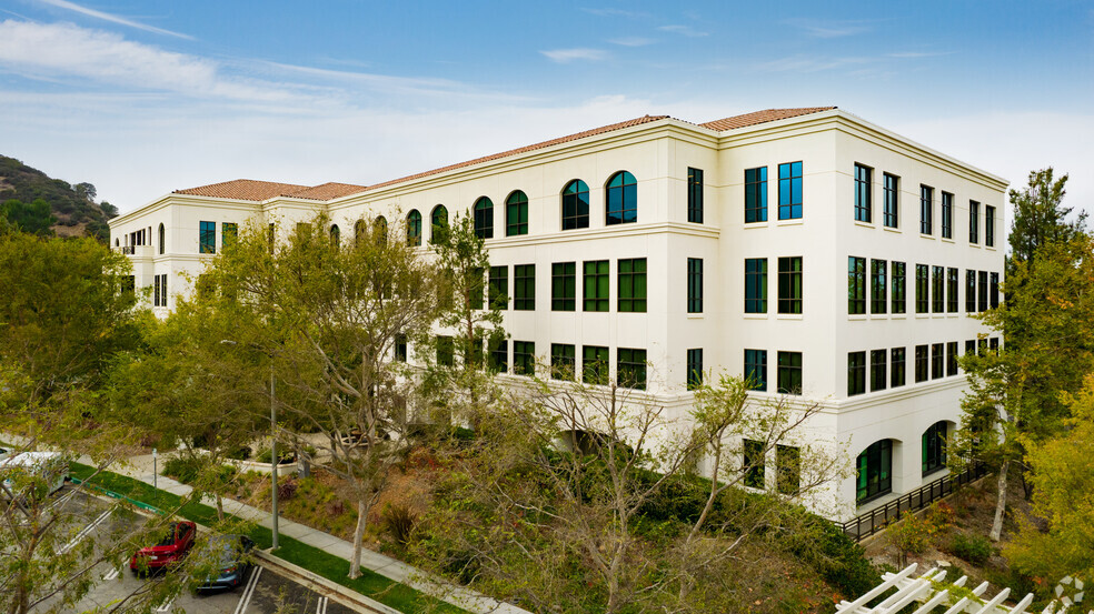 24025 Park Sorrento, Calabasas, CA for rent - Building Photo - Image 3 of 8